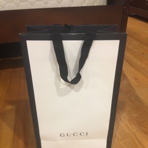 Gucci shopping bag